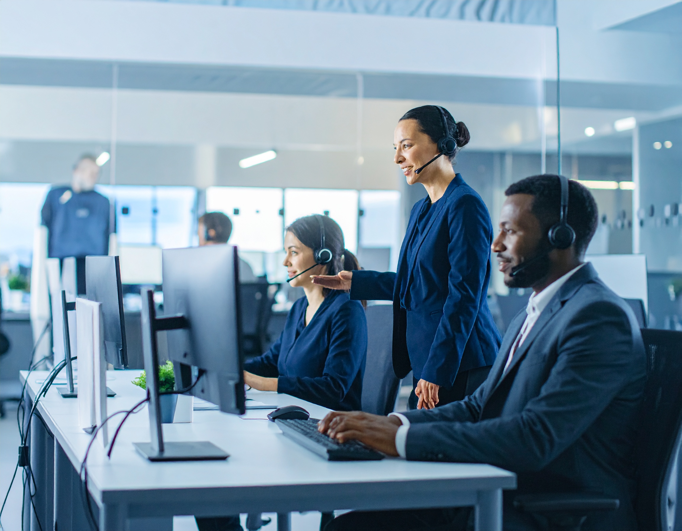 24/7 Customer Support Team